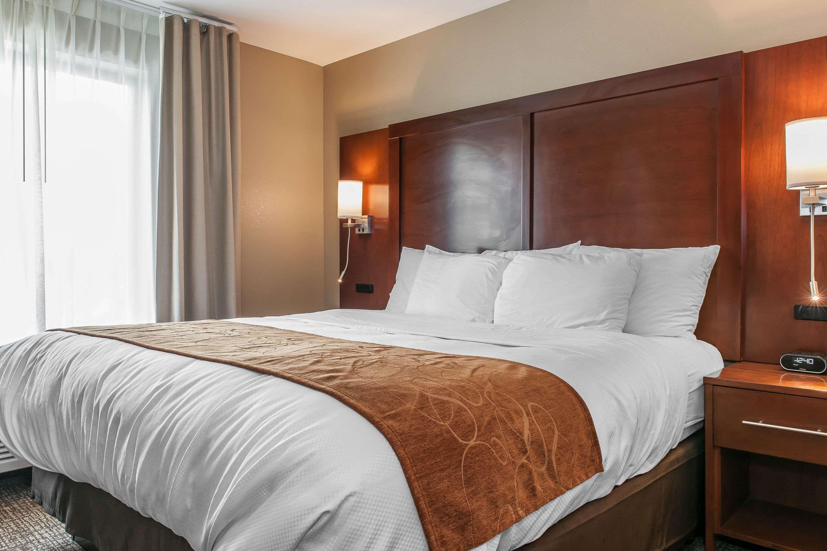Comfort Suites Rensselaer Near Fair Oaks Exteriér fotografie