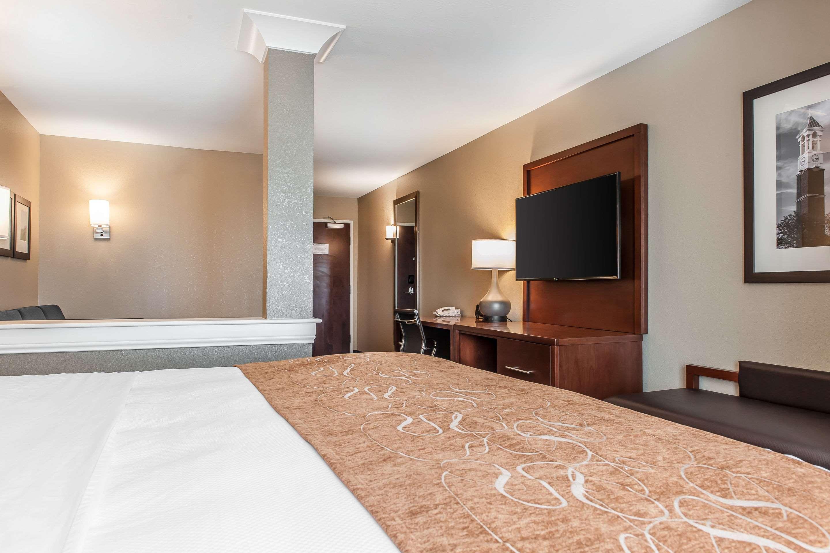 Comfort Suites Rensselaer Near Fair Oaks Exteriér fotografie