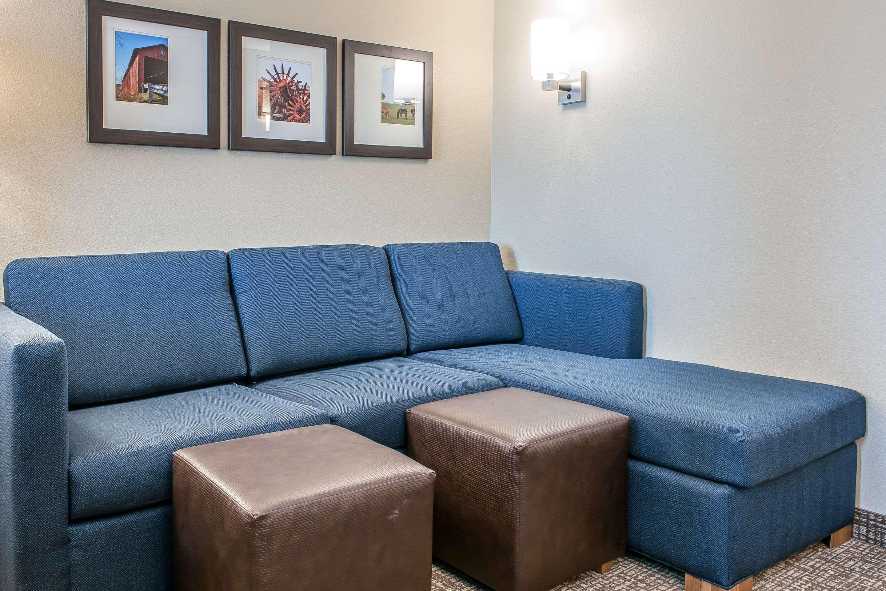 Comfort Suites Rensselaer Near Fair Oaks Exteriér fotografie