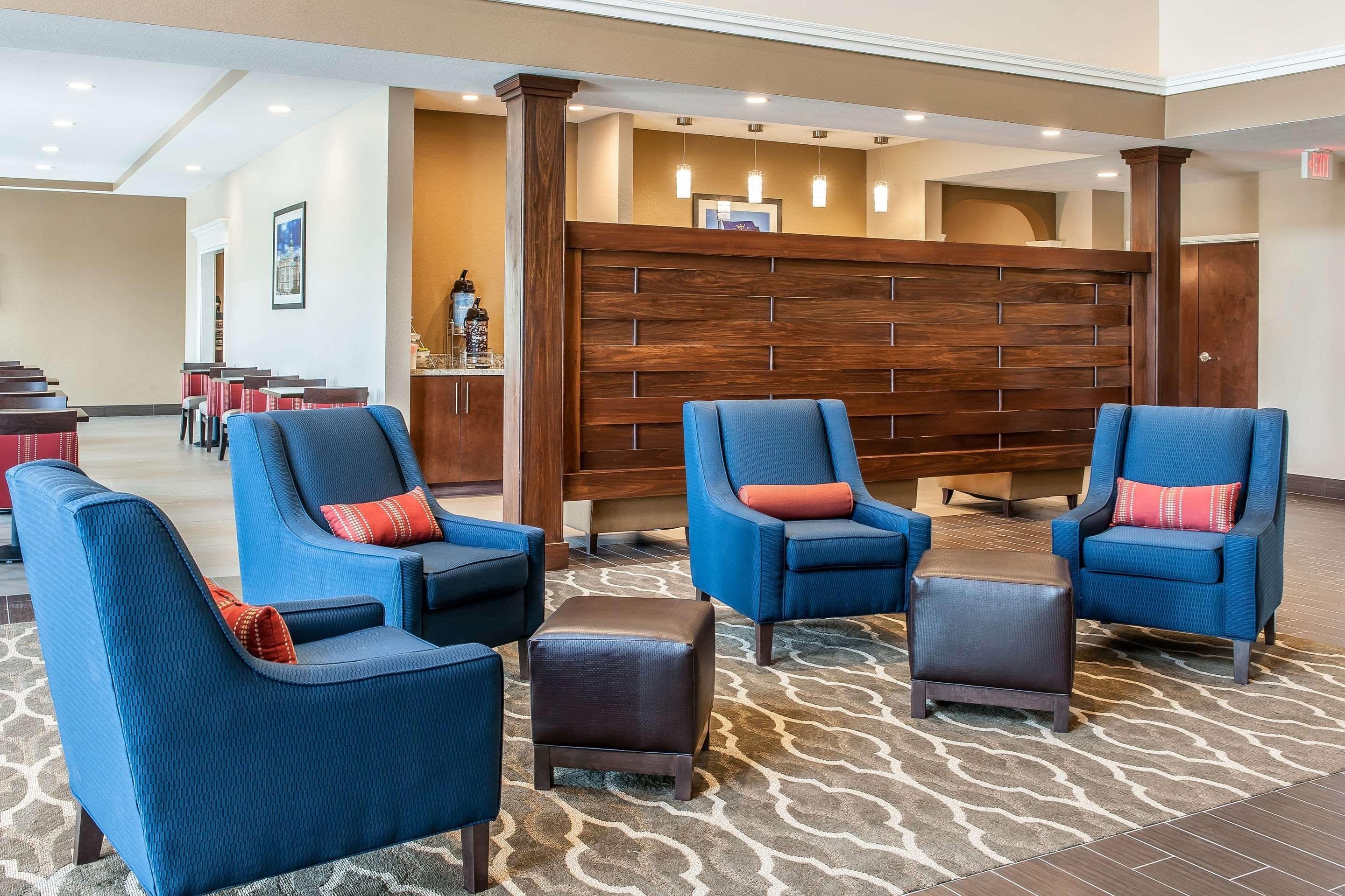 Comfort Suites Rensselaer Near Fair Oaks Exteriér fotografie