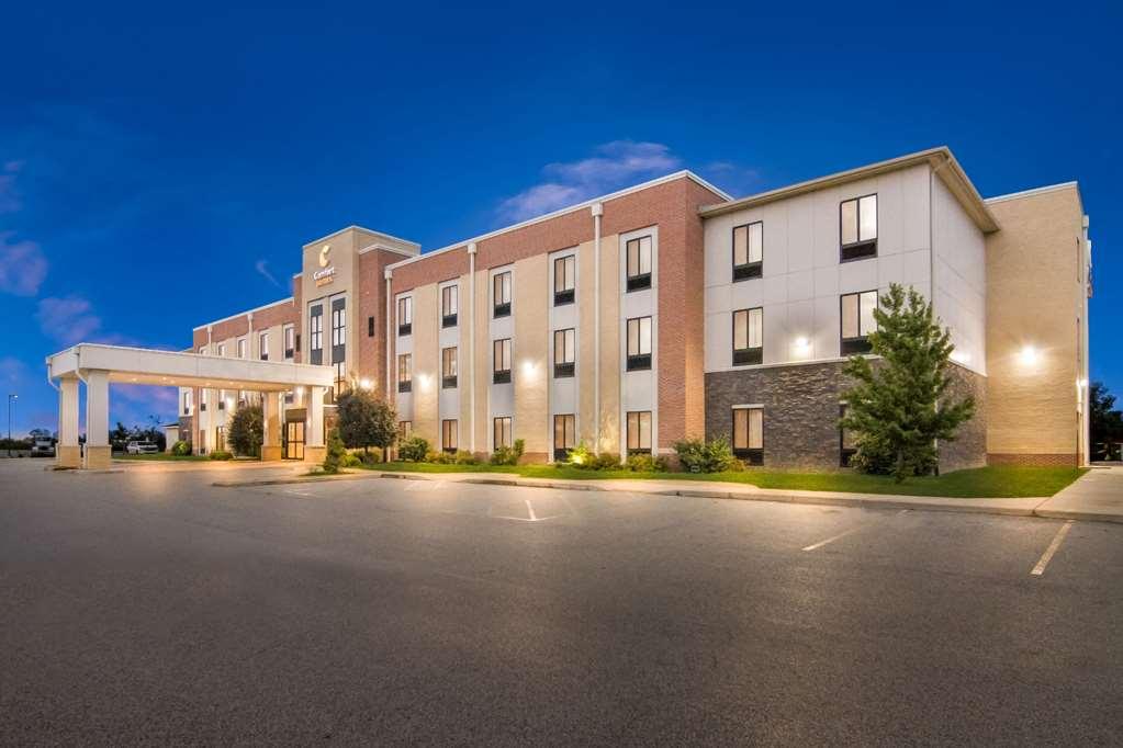 Comfort Suites Rensselaer Near Fair Oaks Exteriér fotografie